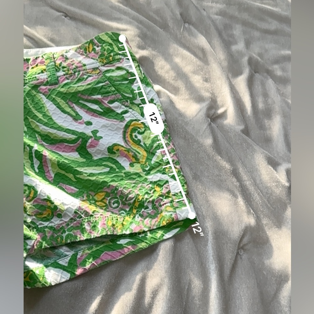 Lilly Pulitzer Green Floral Print Bermuda Shorts - Picture 3 of 8